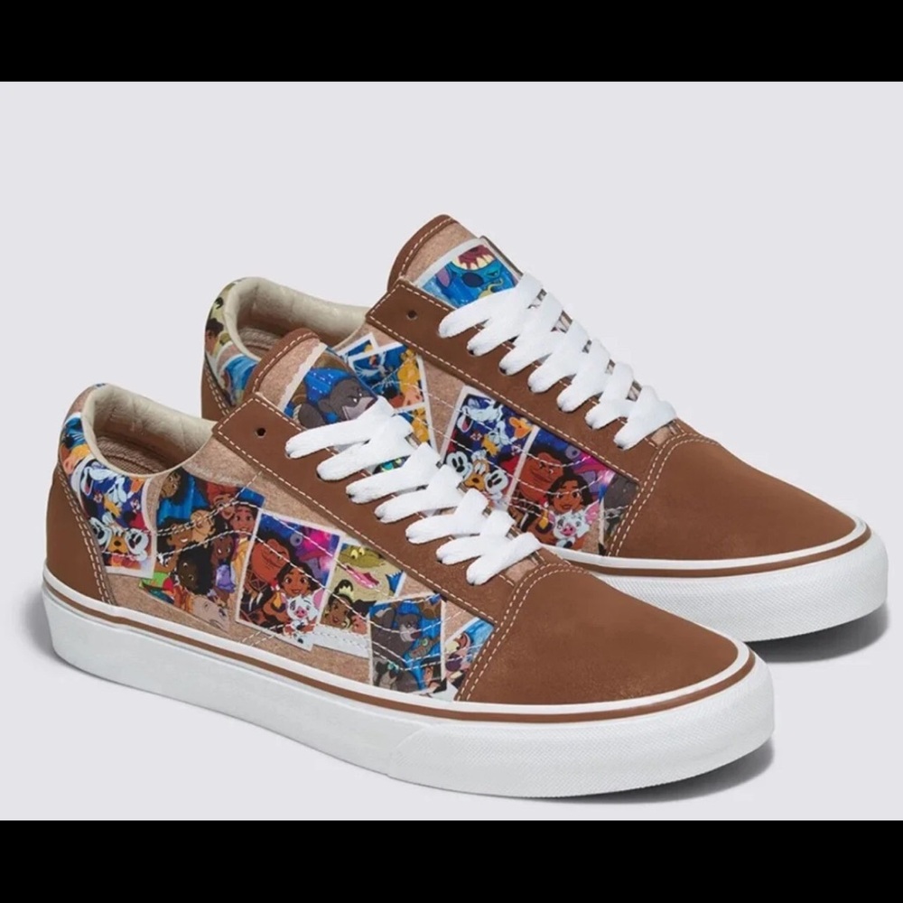 VANS Disney xOld Skool 'Scrapbook Shoe w/Colorful Print. New. Size:7women/5.5men